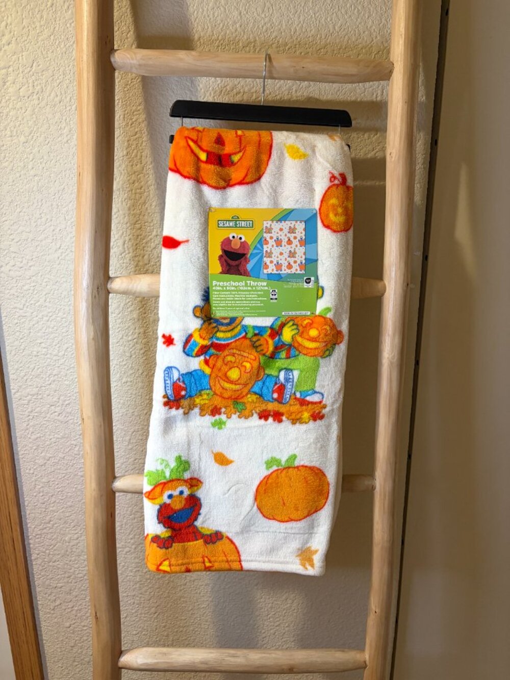 Sesame Street Halloween Preschool Throw Blanket Elmo Ernie Bert Pumpkin NWT